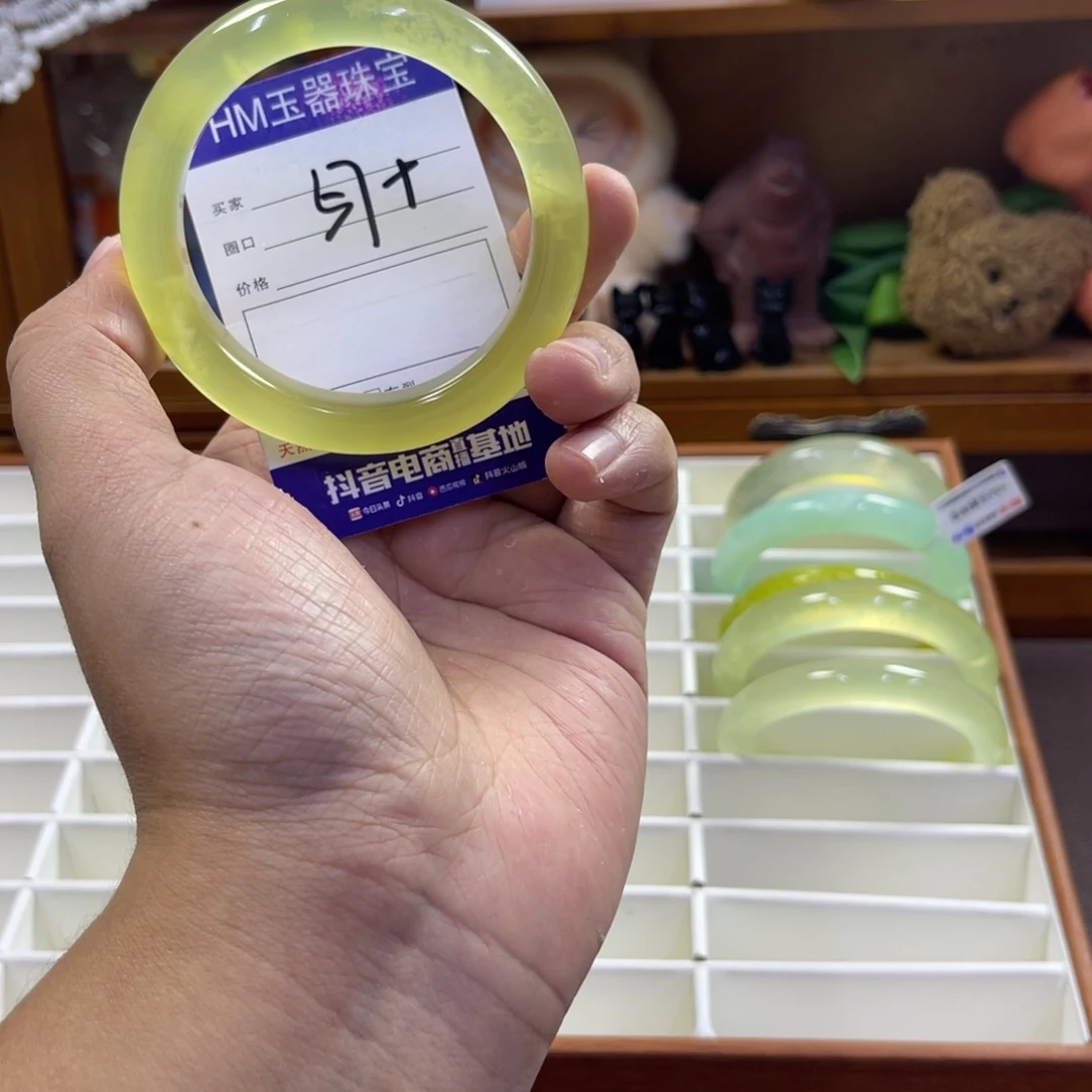 蛇纹石玉未镶嵌手镯257