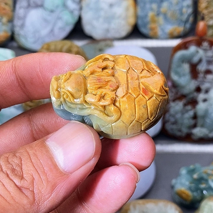 定制翡翠未镶嵌龙龟 抛光3天