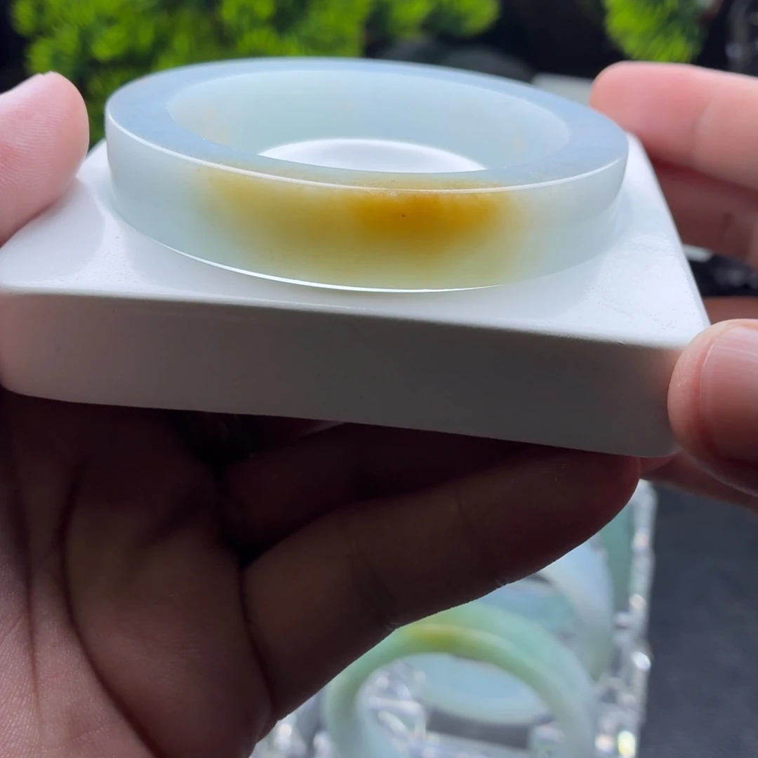 定制翡翠未镶嵌高端翡翠手镯定制黄翡