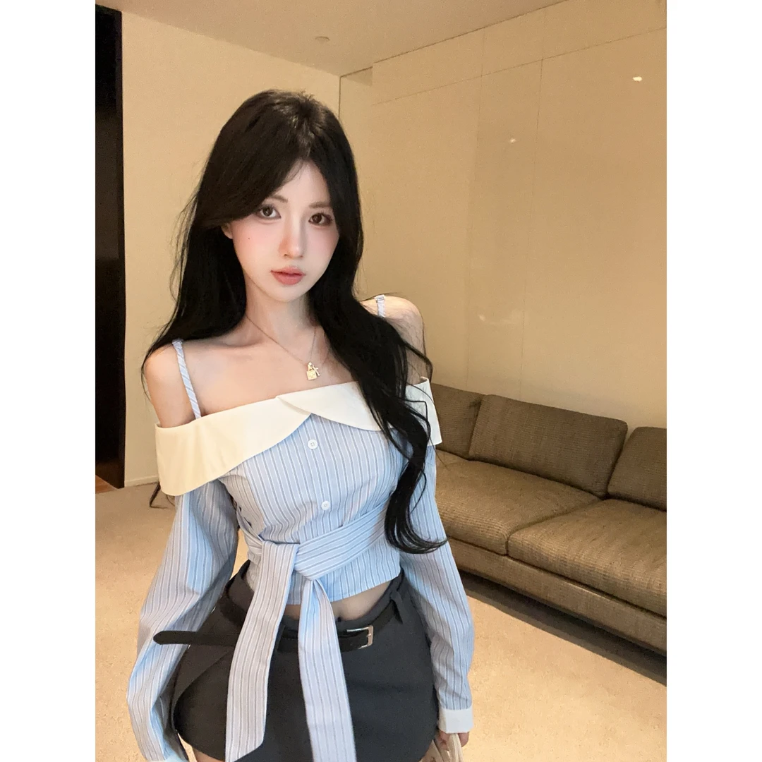 韩系减龄一字领条纹长袖衬衫套装女时尚开叉防走光半身短裙两件套