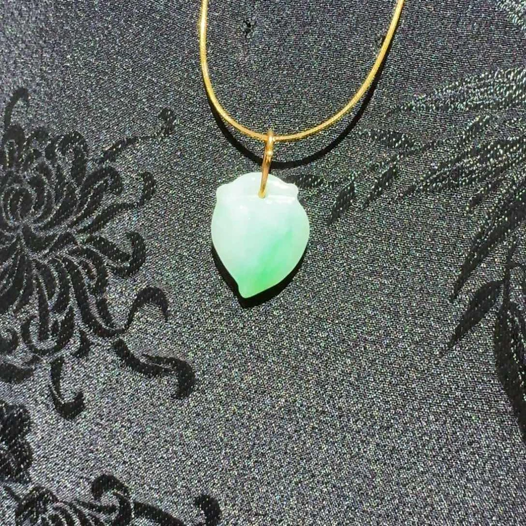 醋酸铁合金桃子项链