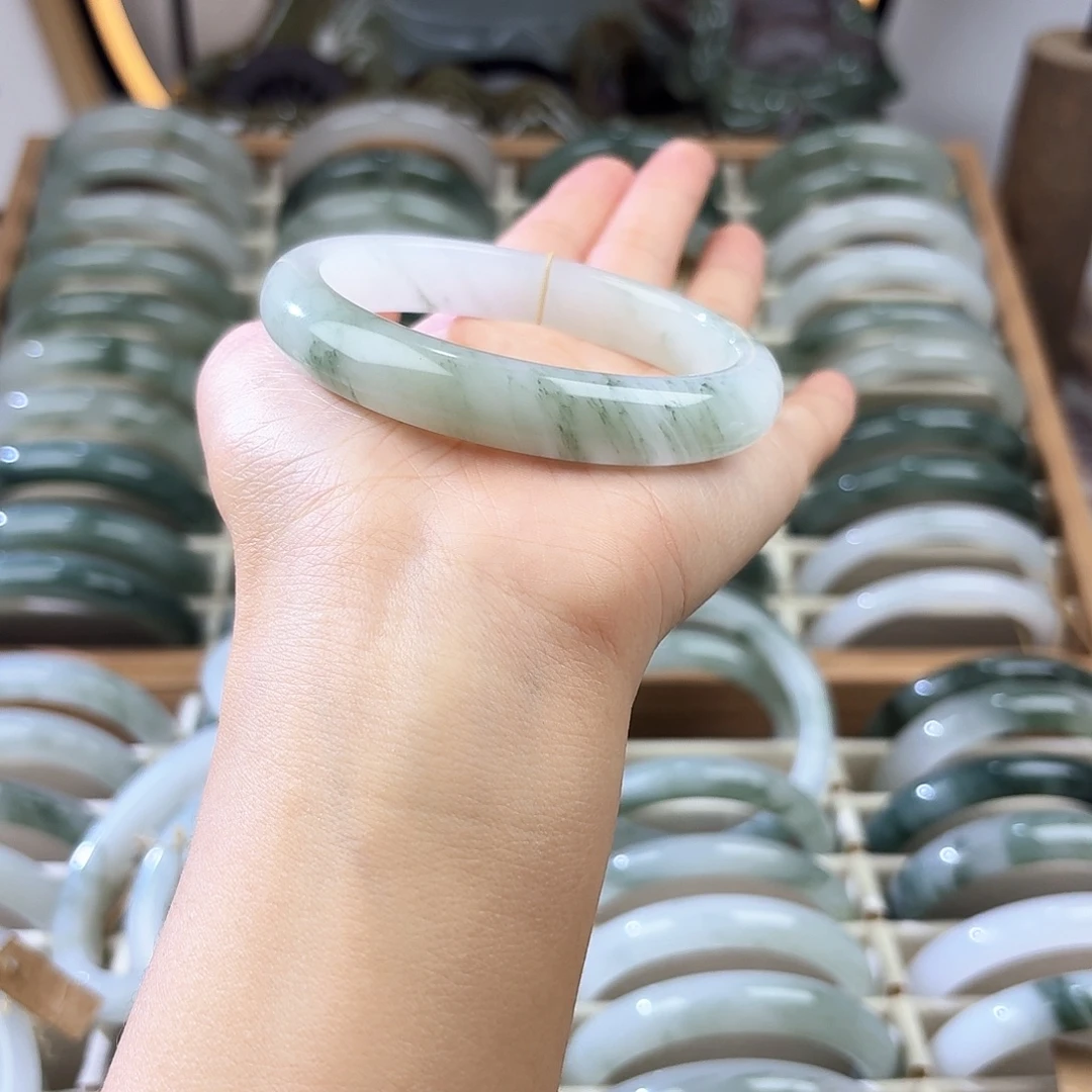 石英质玉合金手镯