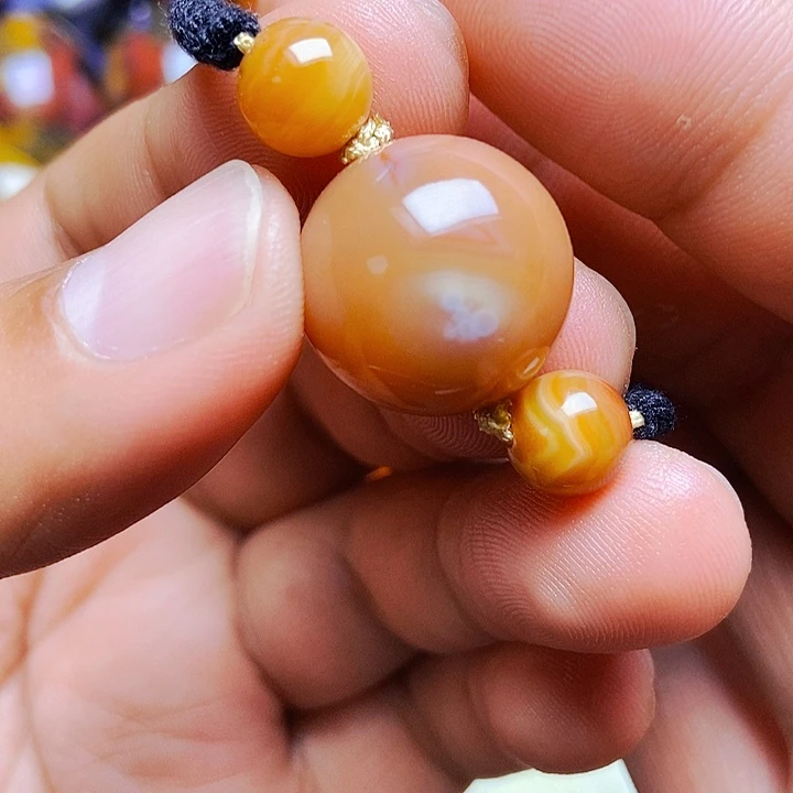 未镶嵌颈饰玛瑙/玉髓