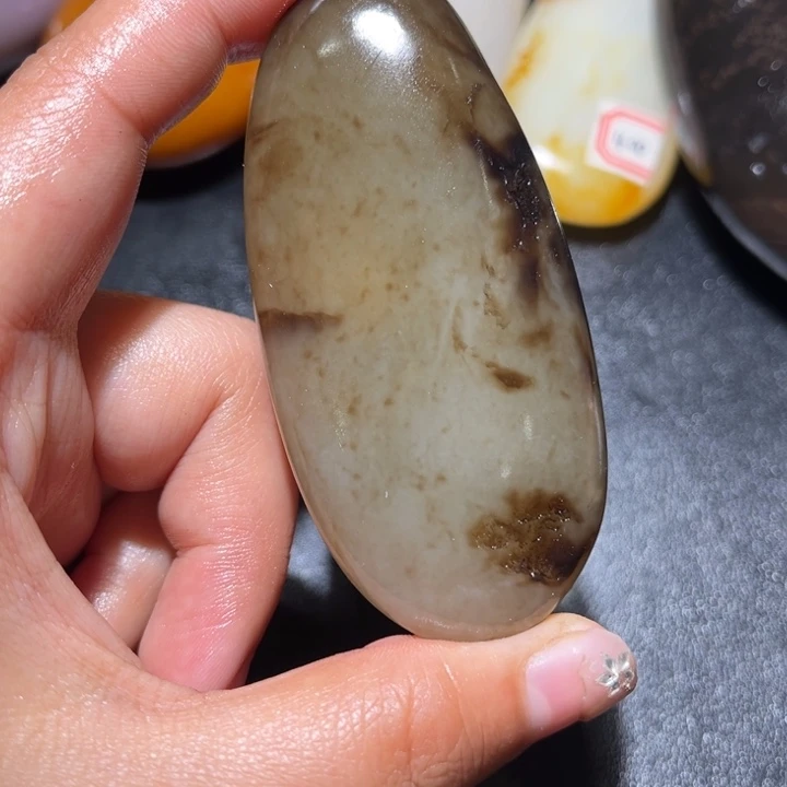 和田玉未镶嵌珠宝奇石