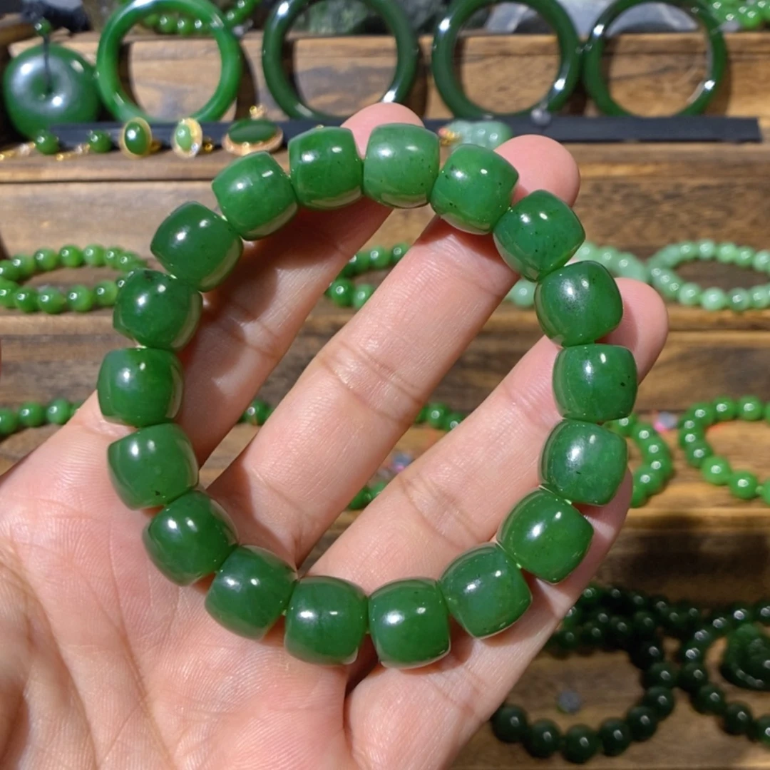 【闪购商品】吊坠(不含链)未镶嵌和田玉加拿大碧玉手串 12