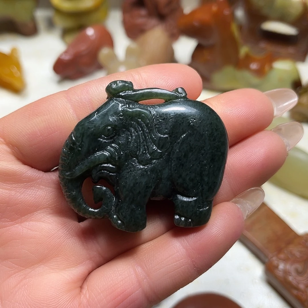 白玉菩提吊坠白玉菩提吊坠