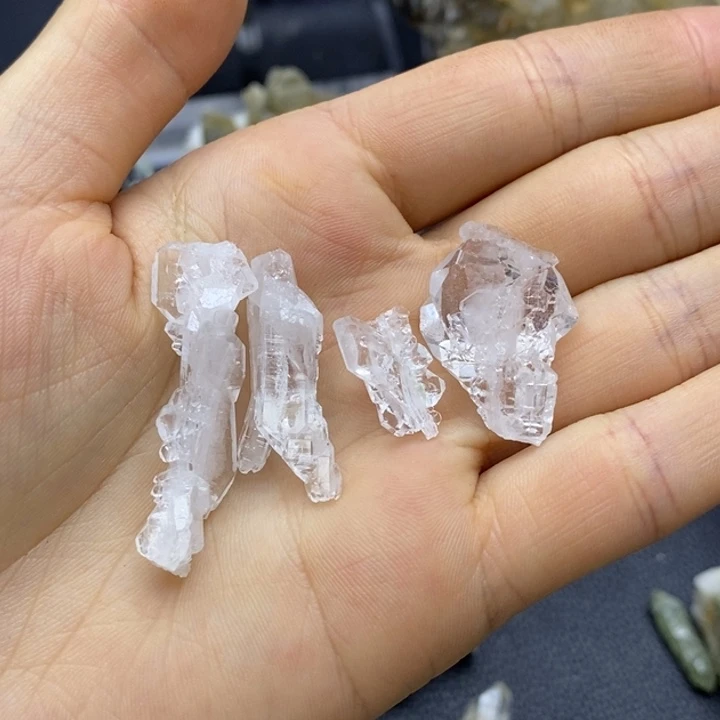 有机玻璃缝合一个167