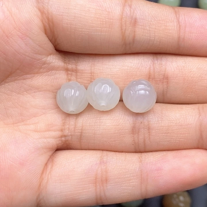 和田玉未镶嵌珠宝半成品