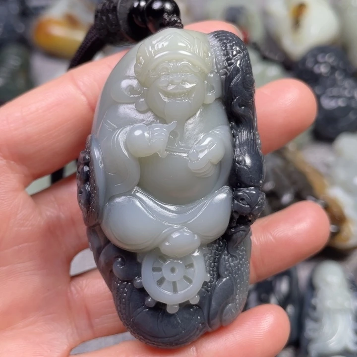 高***恒和田玉未镶嵌挂件