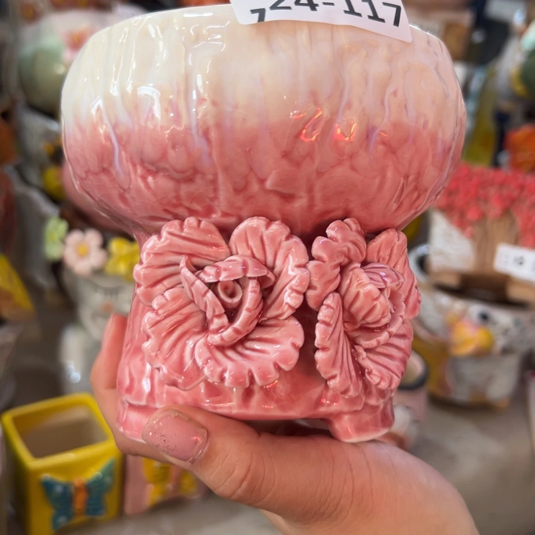 花盆，满20发货爱退款拉黑24117