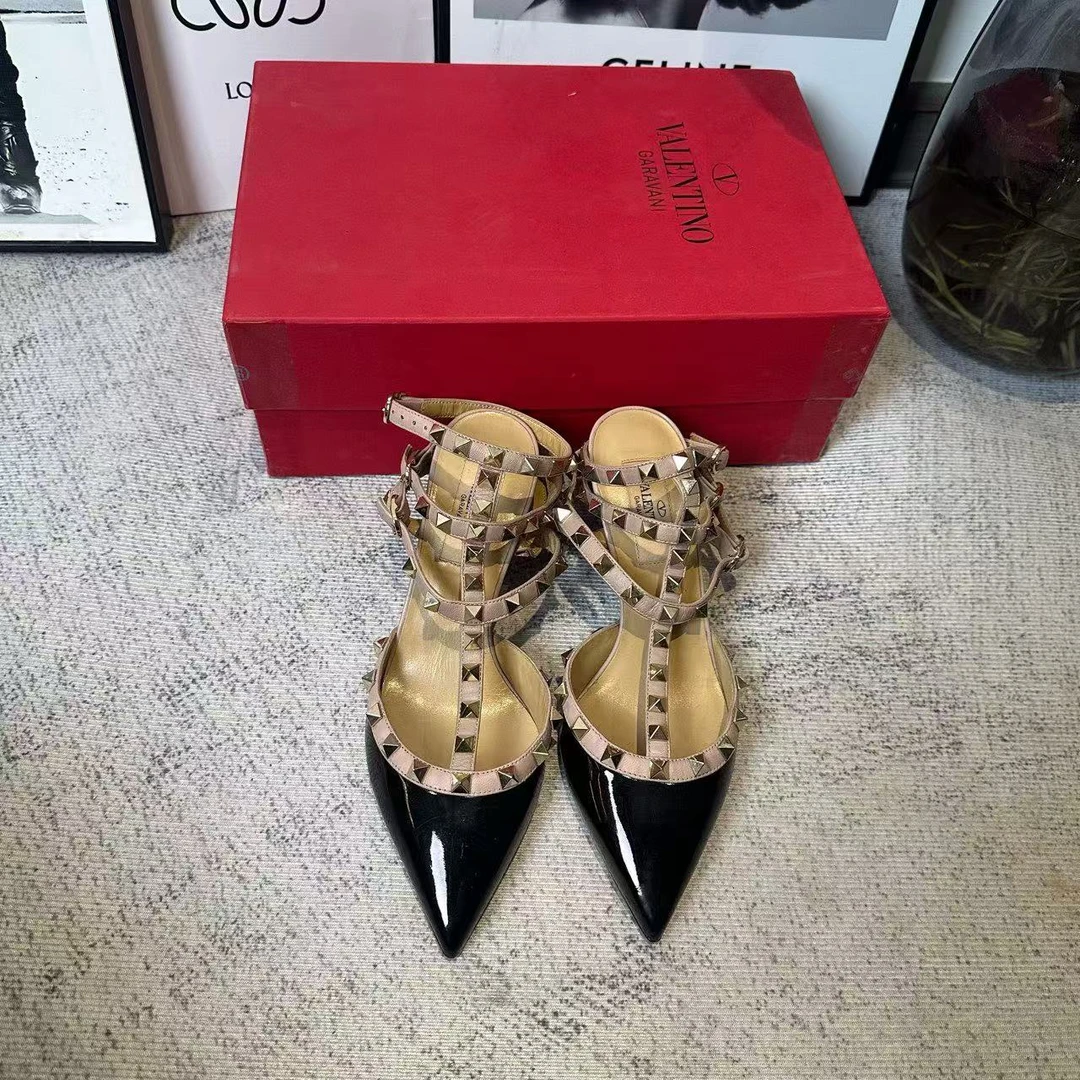 全新未使用 Valentino/华伦天奴 葡萄籽奢潮/三环高跟鞋/36