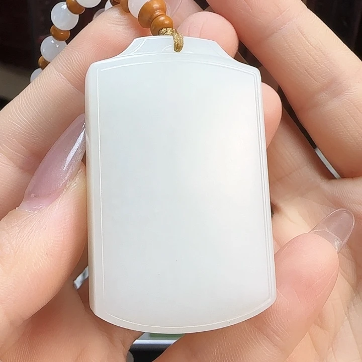 和田玉未镶嵌颈饰定制发货