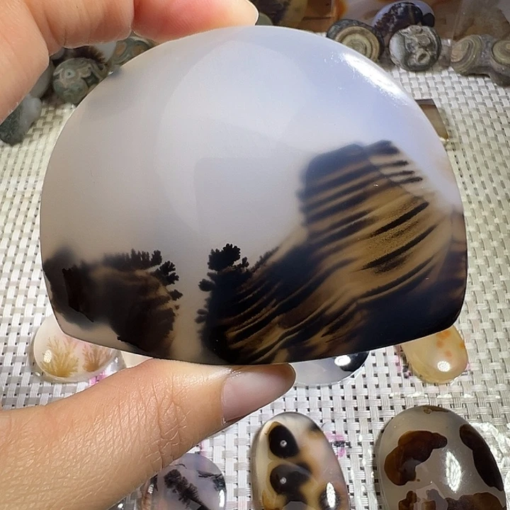 玛瑙/玉髓未镶嵌颈饰