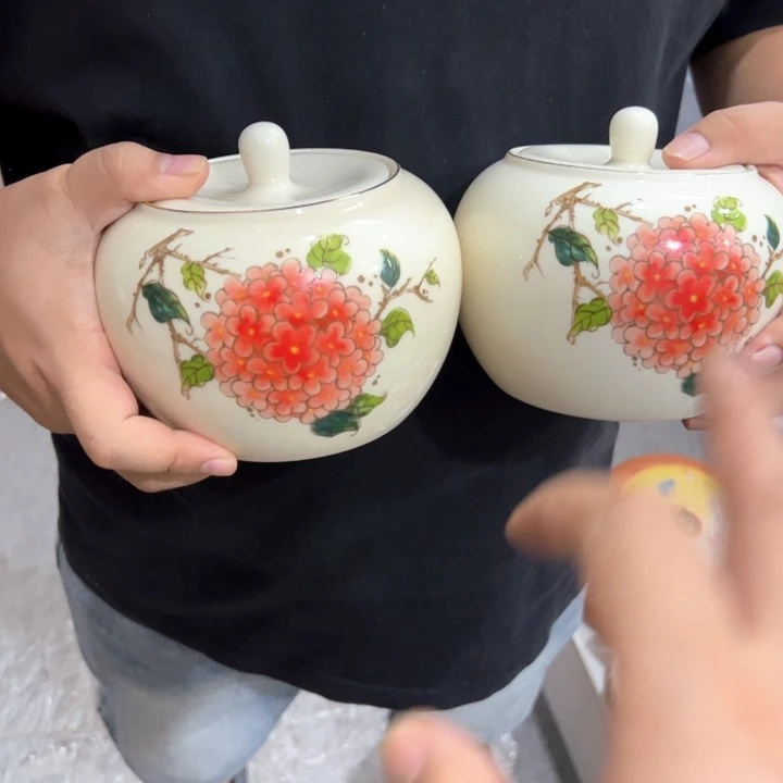 瑕疵福利品陶瓷茶叶罐介意勿拍