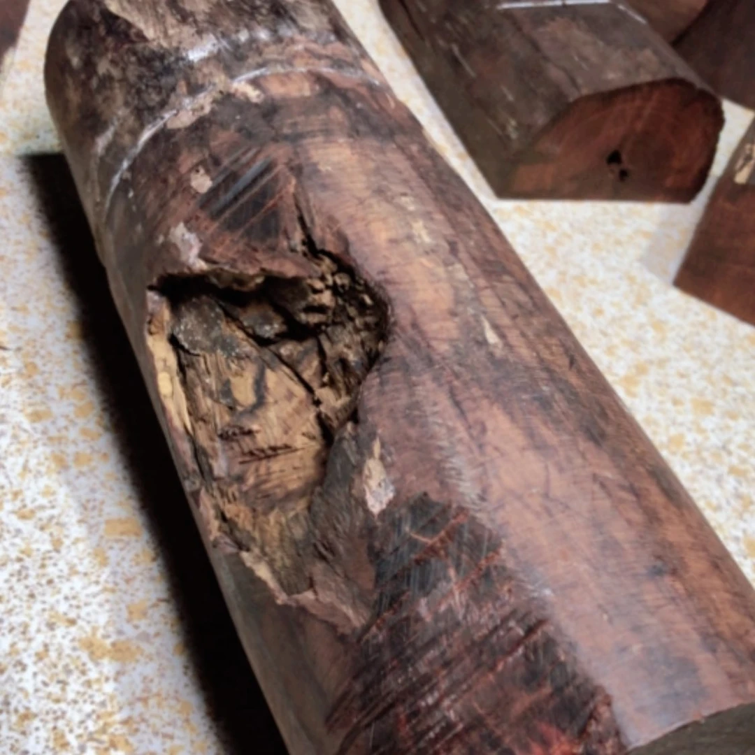 【闪购商品】檀香紫檀（小叶紫檀）正*