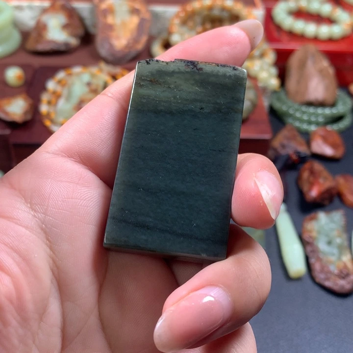 岫岩河磨玉（透闪石质玉）未镶嵌颈饰