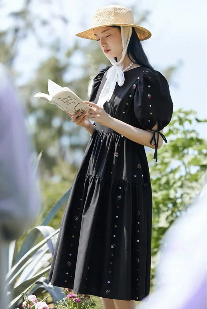 1199【1393】绣花长款连衣裙