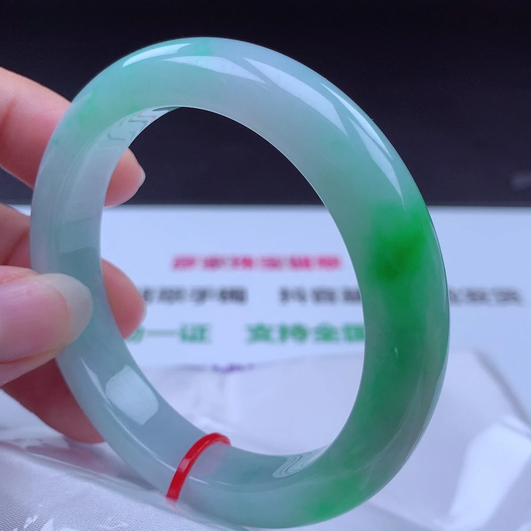 翡翠未镶嵌手镯手镯001910