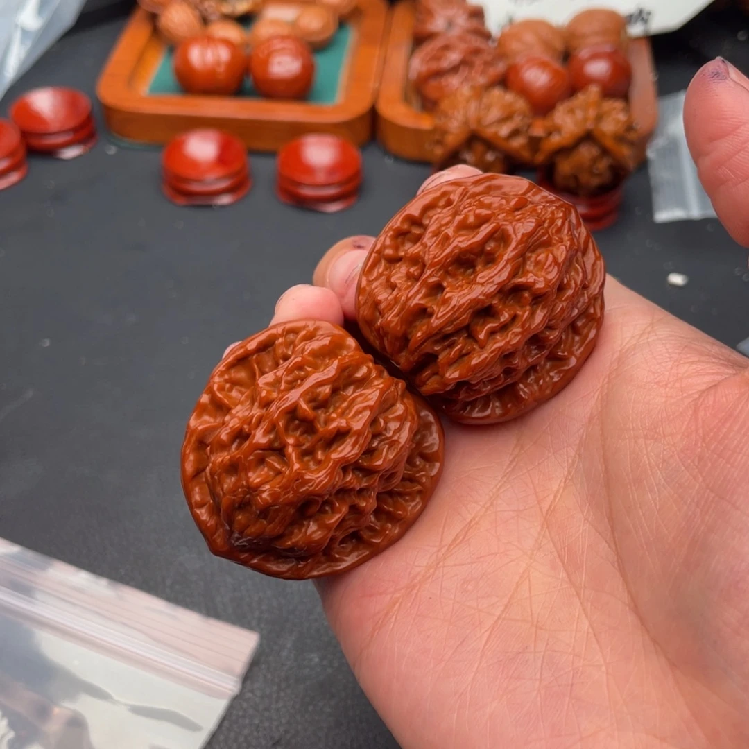 文玩核桃把件虎头