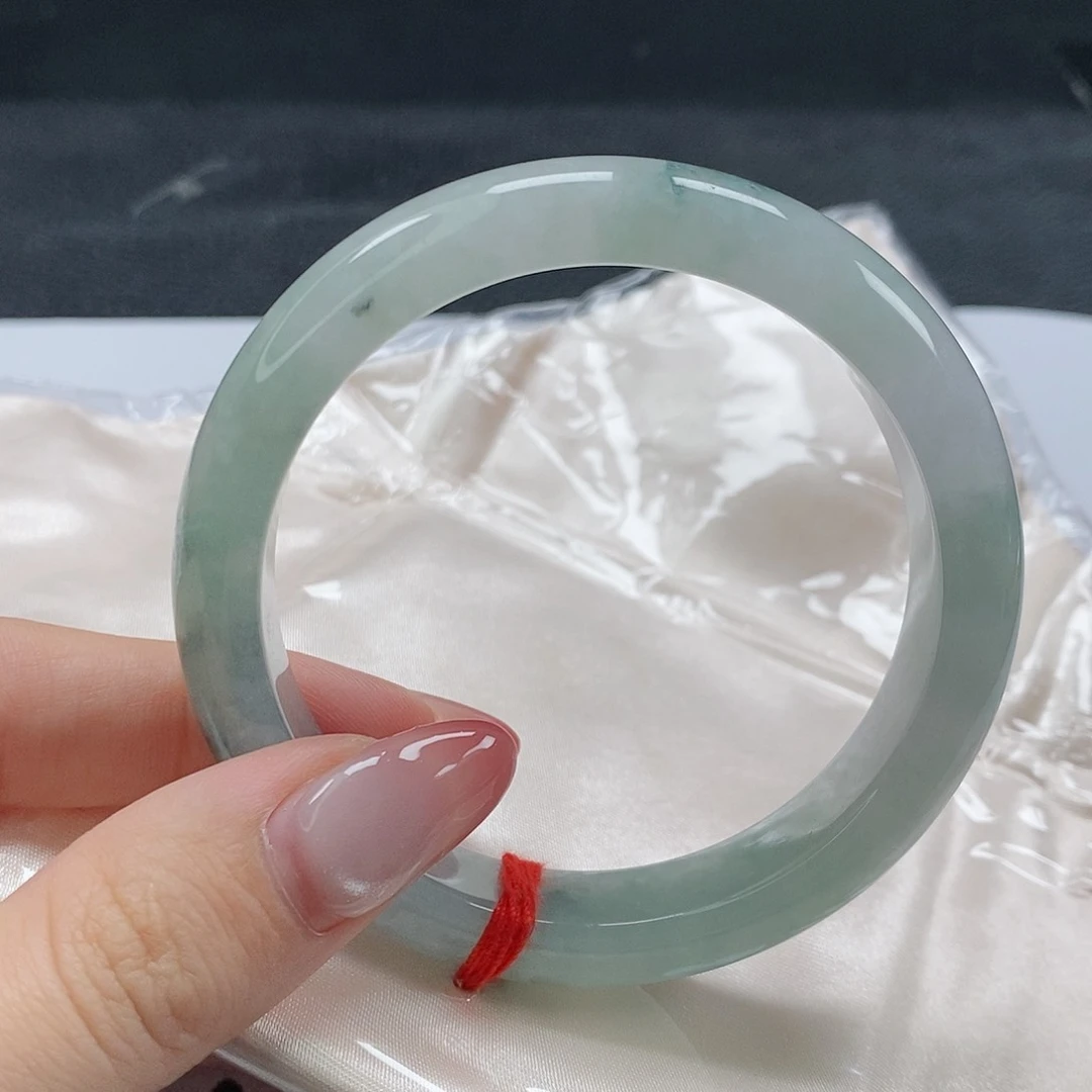 【闪购商品】翡翠手镯未镶嵌333号