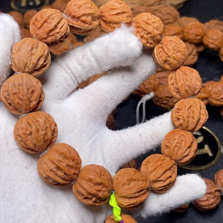 K***m文玩核桃手串树王龙脊福利