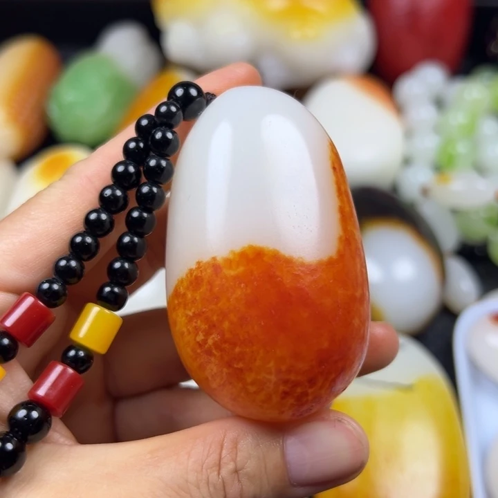 新疆戈壁五彩石金丝