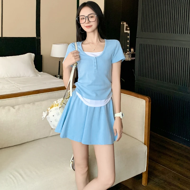 休闲运动套装女夏季2025新款小个子减龄穿搭一整套短袖短裙两件套