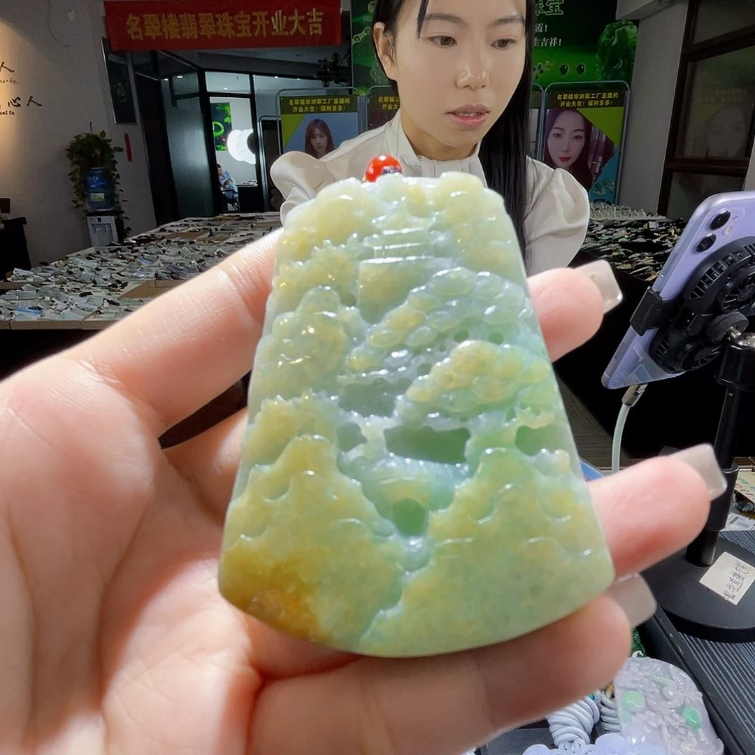 颈饰未镶嵌翡翠一