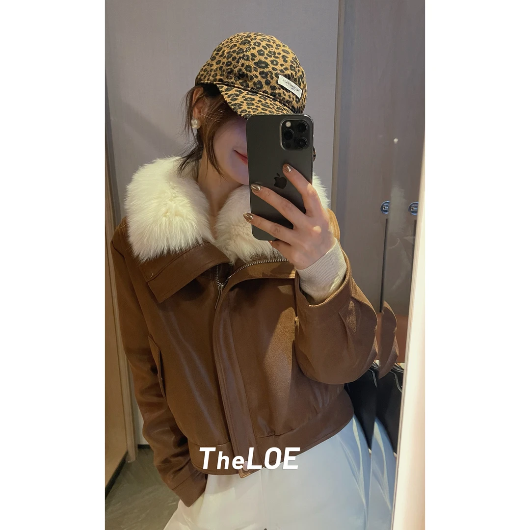 TheLOE/狐狸毛90白鸭绒百搭休闲减龄时尚感羽绒皮衣#LE-2223