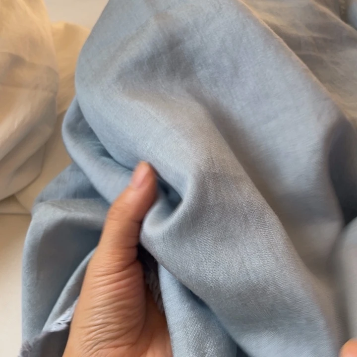 浅蓝色人鱼姬透明1米。