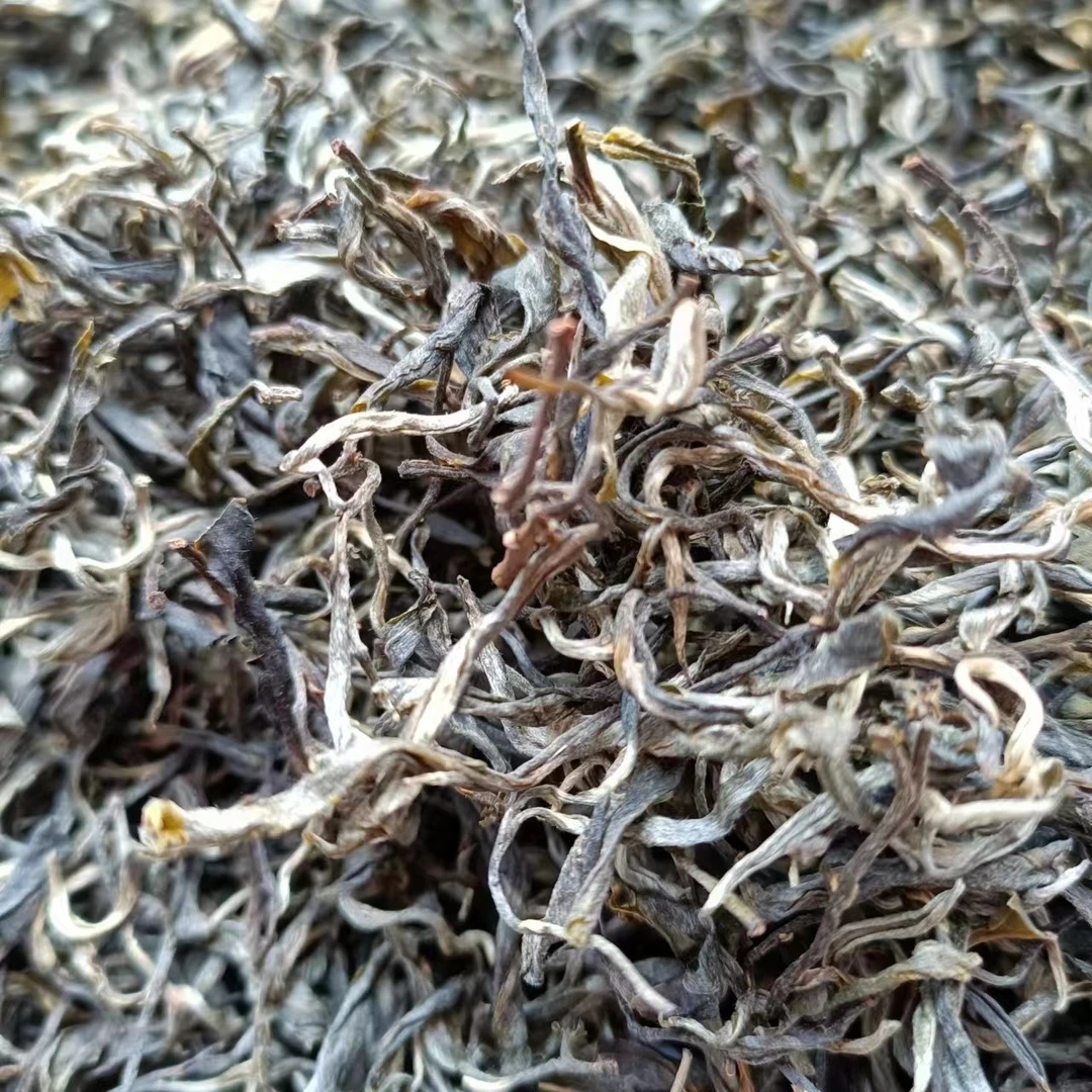 私藏十年大缸茶开仓 2012年明前古树晒青 200克散茶