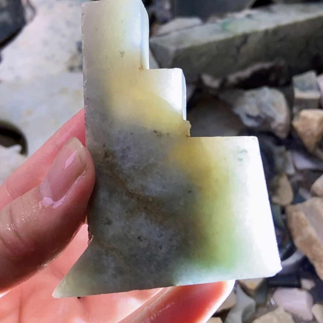 翡翠未镶嵌颈饰天然翡翠