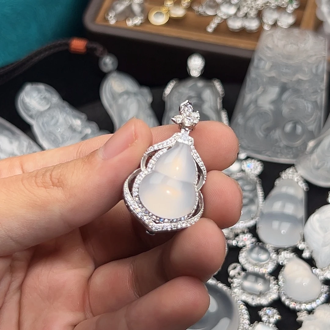 石英质玉银S925镀金镶嵌吊坠(赠链)丝带葫芦