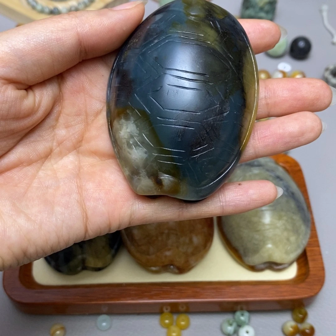 蛇纹石玉合金配饰