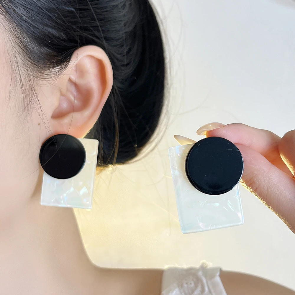 非金属树脂耳饰 黑白撞色几何耳环女夸张高级感耳钉简约气质耳饰