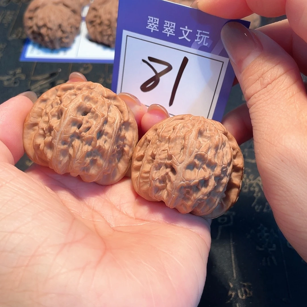 把件桃核81号全品白狮子44.8