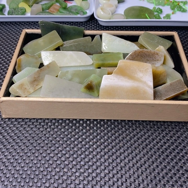 蛇纹石玉珠宝半成品未镶嵌自**空