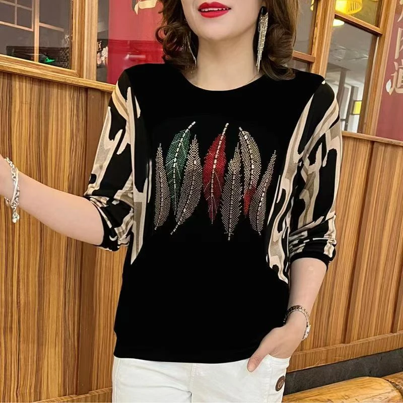 早秋烫钻遮肚秋冬圆领中老年女装长袖t恤百搭打底衫妈妈装