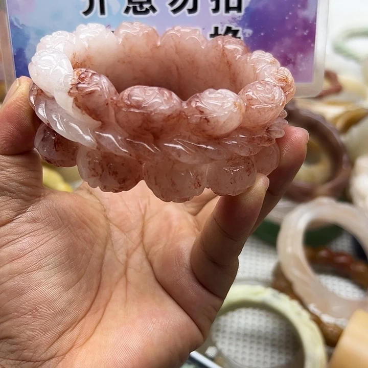未镶嵌手镯石英岩玉
