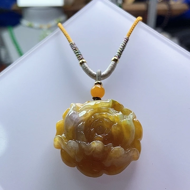 吊坠(赠链)未镶嵌翡翠