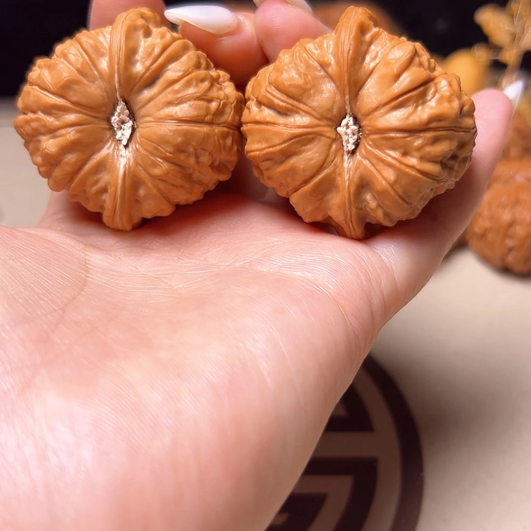 文玩核桃吊坠44南瓜精对