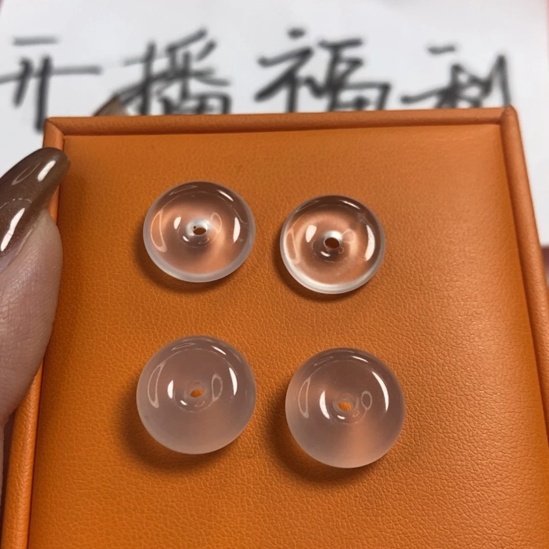 石英质玉颈饰未镶嵌甜甜圈