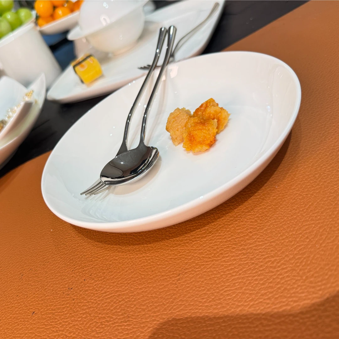 7英寸饭盘家用深盘高温真骨瓷