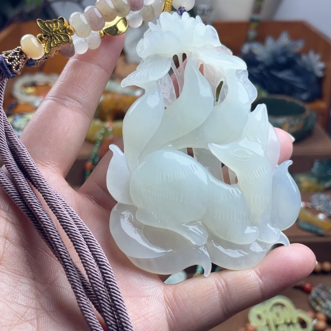 蛇纹石玉未镶嵌吊坠