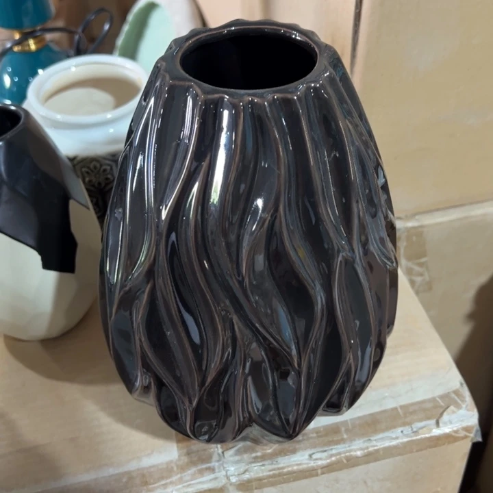 陶瓷花瓶摆件外贸出口（微瑕）