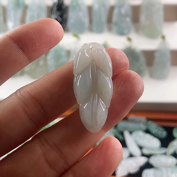 颈饰未镶嵌翡翠天然翡翠