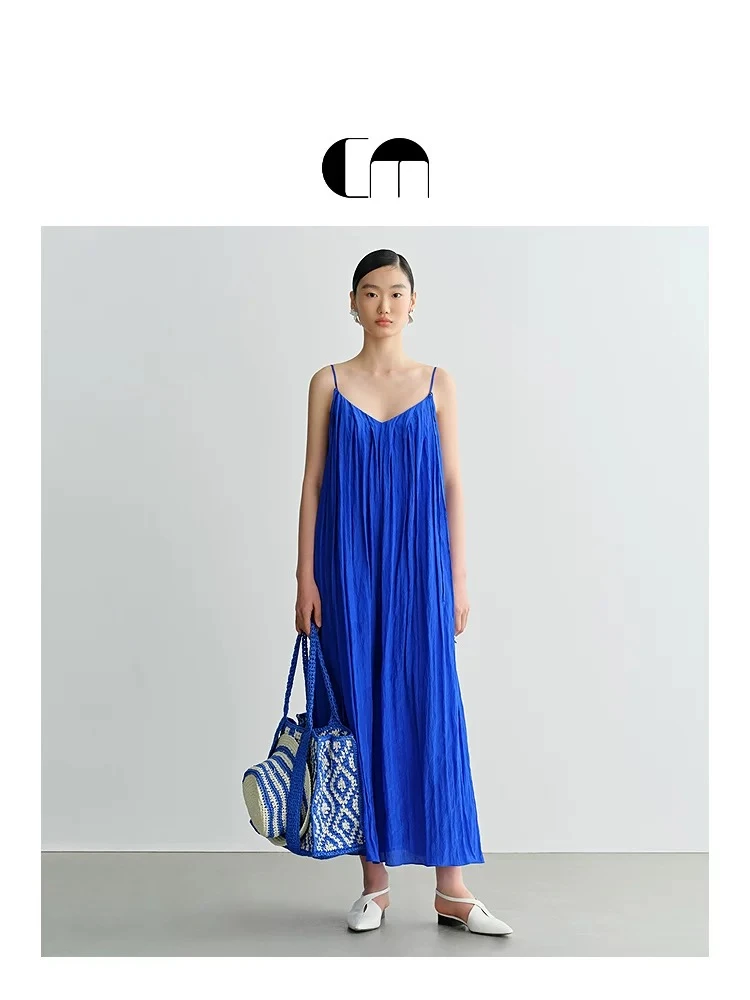 【刘彤推荐】COMME MOI吕燕 秀场同款2025年夏新款蓝色吊带连衣裙