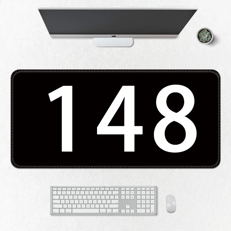 老何专属【148号】动漫鼠标垫超大号办公电脑桌垫游戏电竞加厚锁边