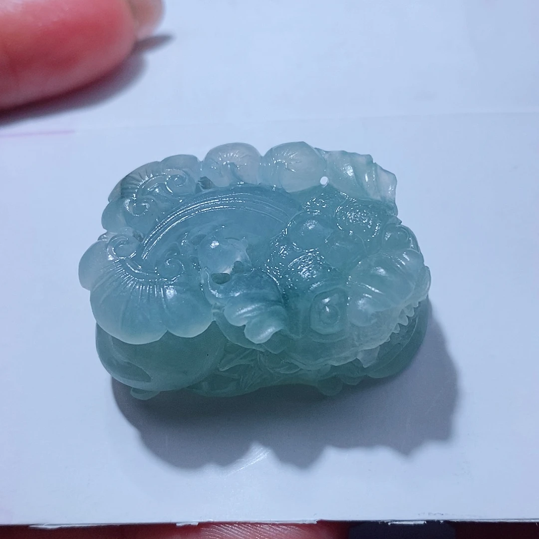 卍***桥定制翡翠未镶嵌翡翠