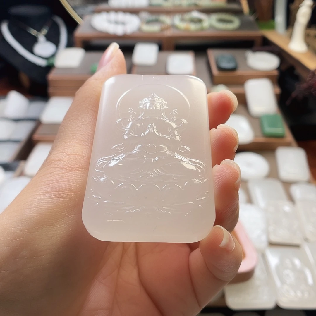 鸡***砖颈饰合金石英质玉
